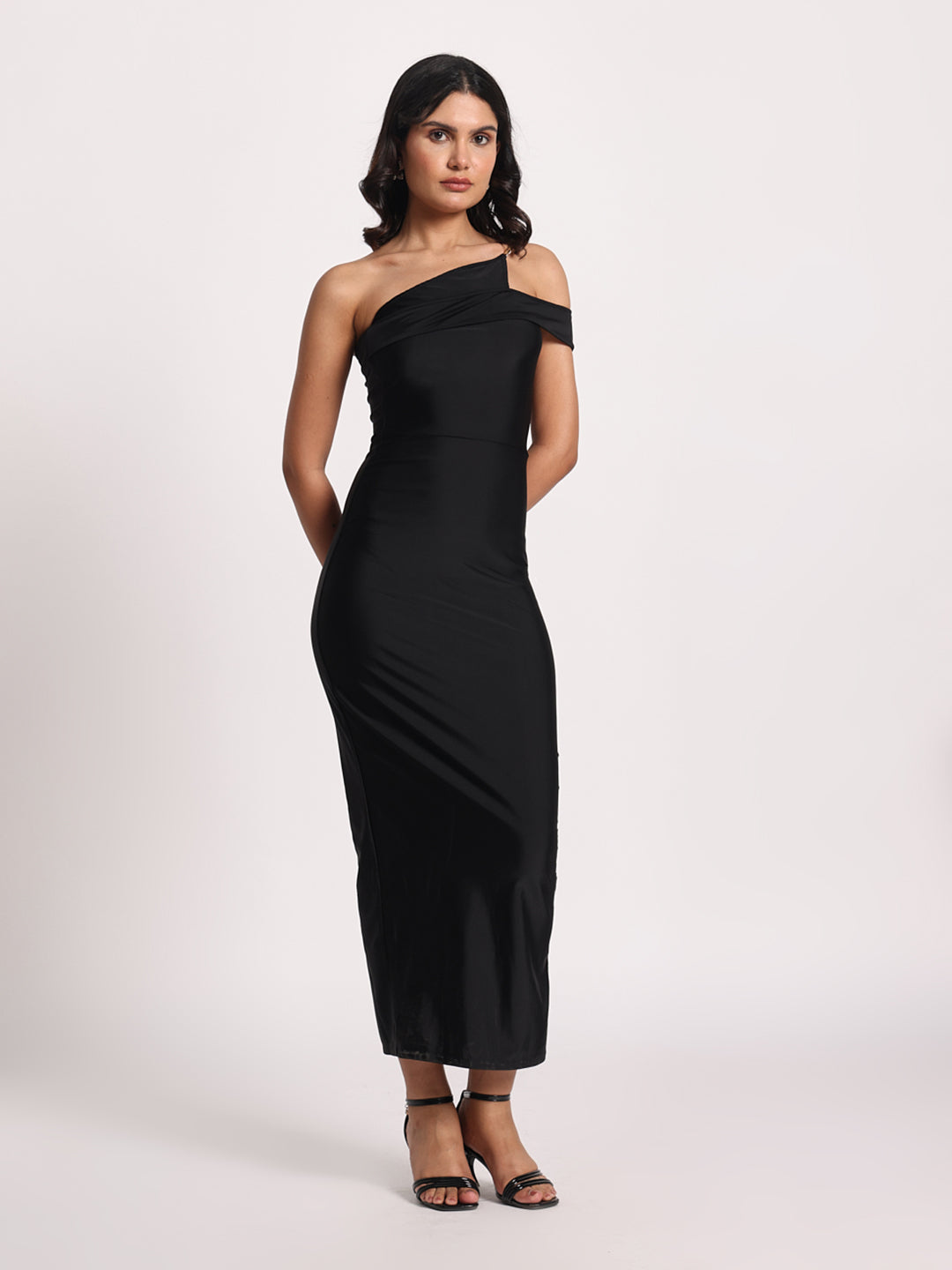 The "Noir Chain Charm" Midi Dress